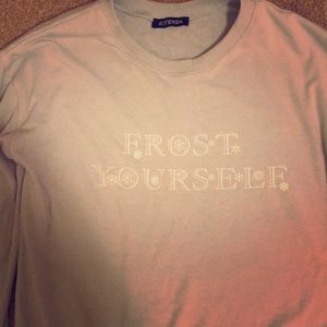 Kittenish Sweatshirt Frost Yourself